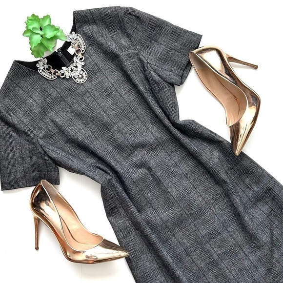 Aritzia Dresses & Skirts - Aritzia Babaton Glen Plaid Gray Short Sleeve Wool Cashmere Shift Sheath Dress 4